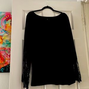 Black long bell lace sleeve torrid